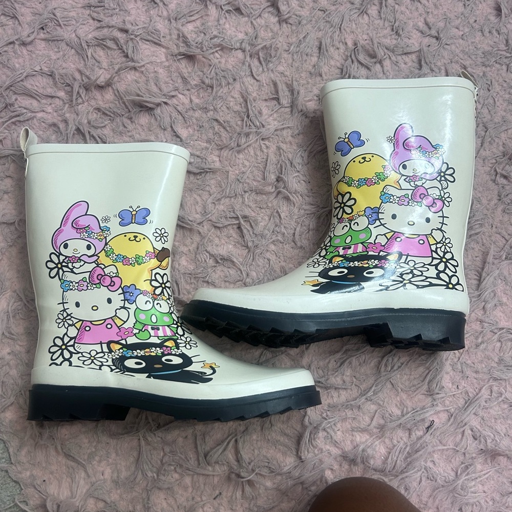 Forever 21 Hello Kitty Rain Boots